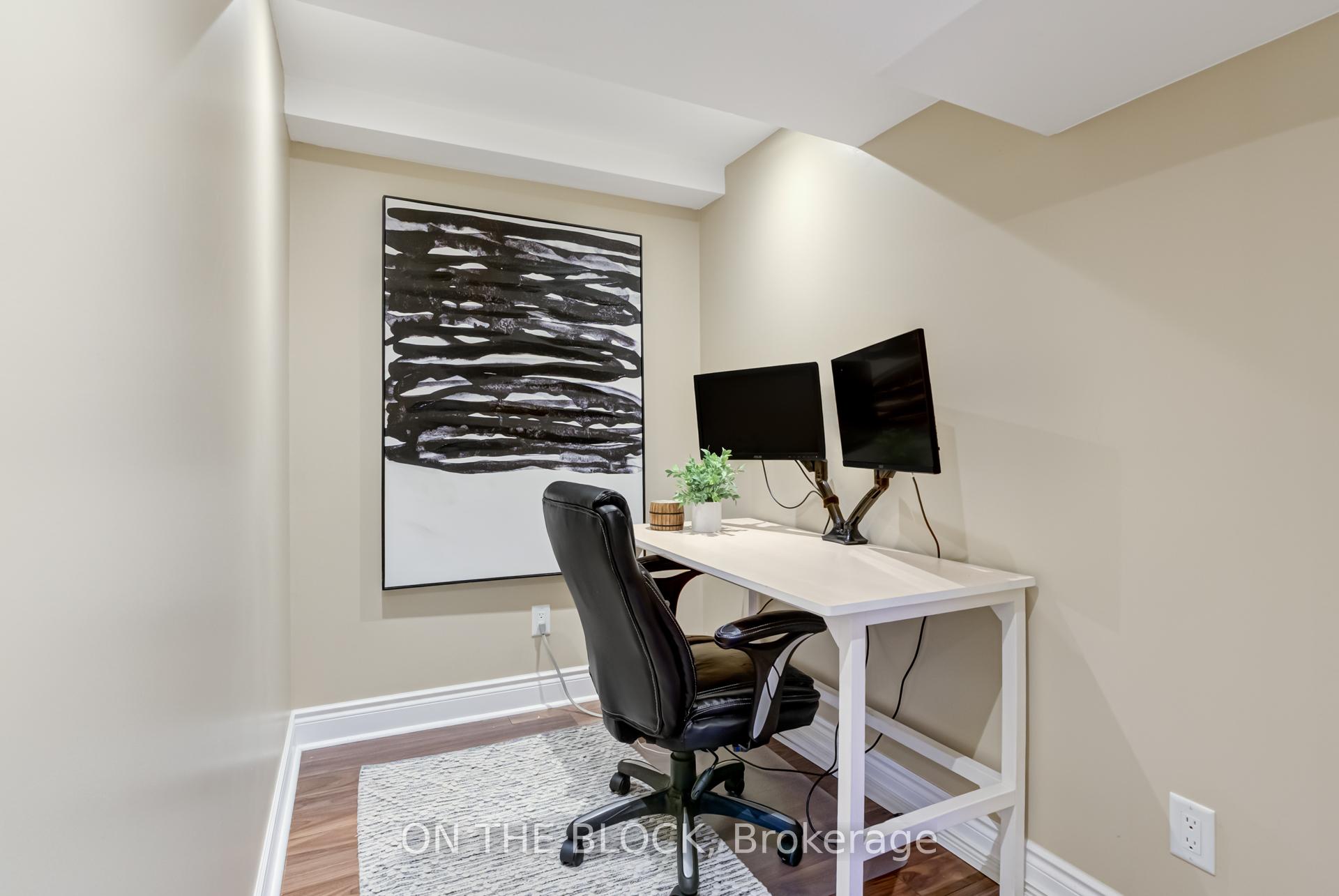 Photo 34 of 213 Rosanna Crescent, Vaughan, Maple — HOMEH