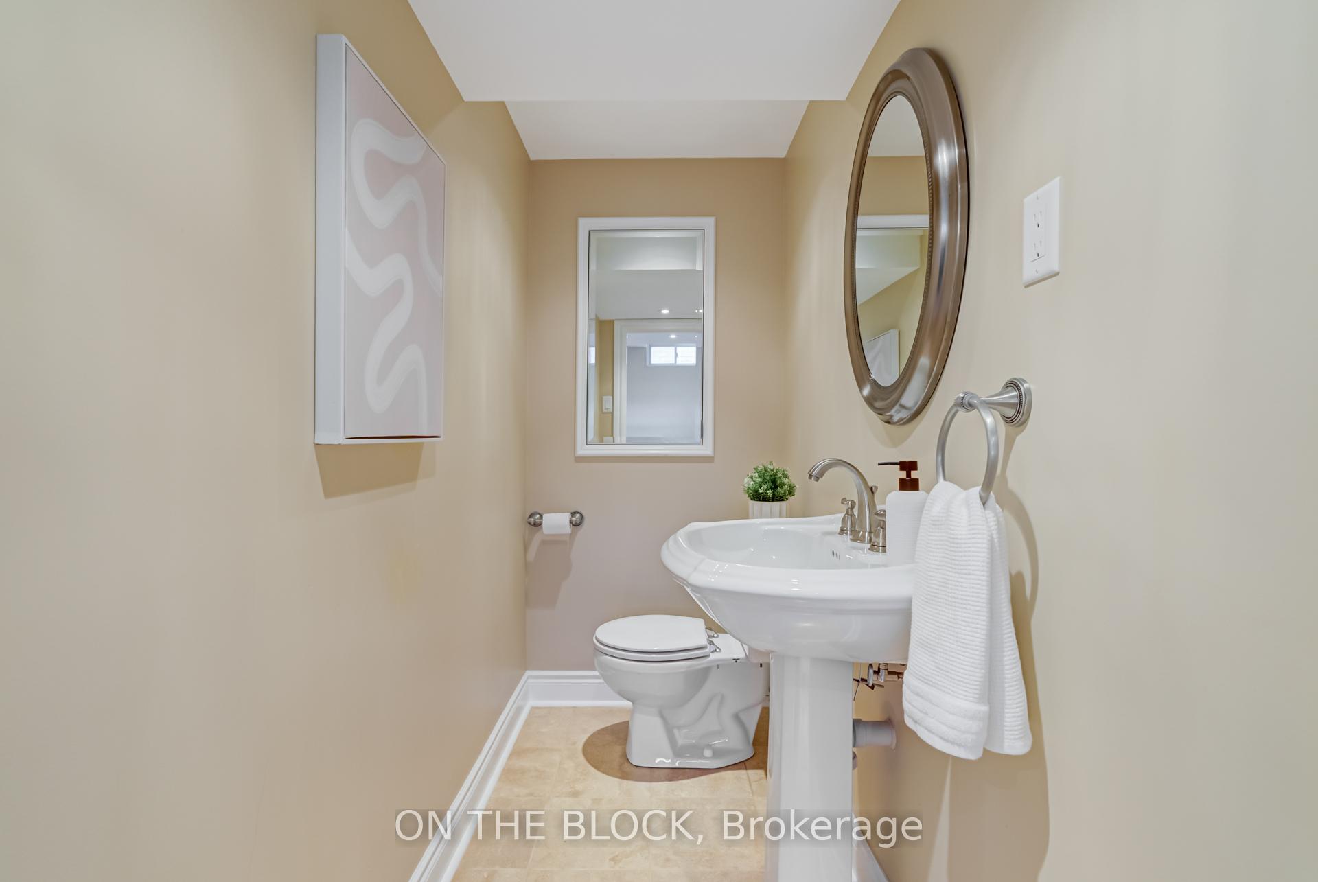 Photo 35 of 213 Rosanna Crescent, Vaughan, Maple — HOMEH
