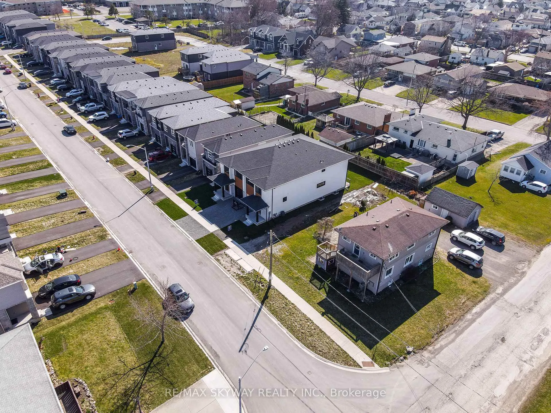 Photo 6 of 162 Louise Street, Welland, Lincoln/Crowland — HOMEH