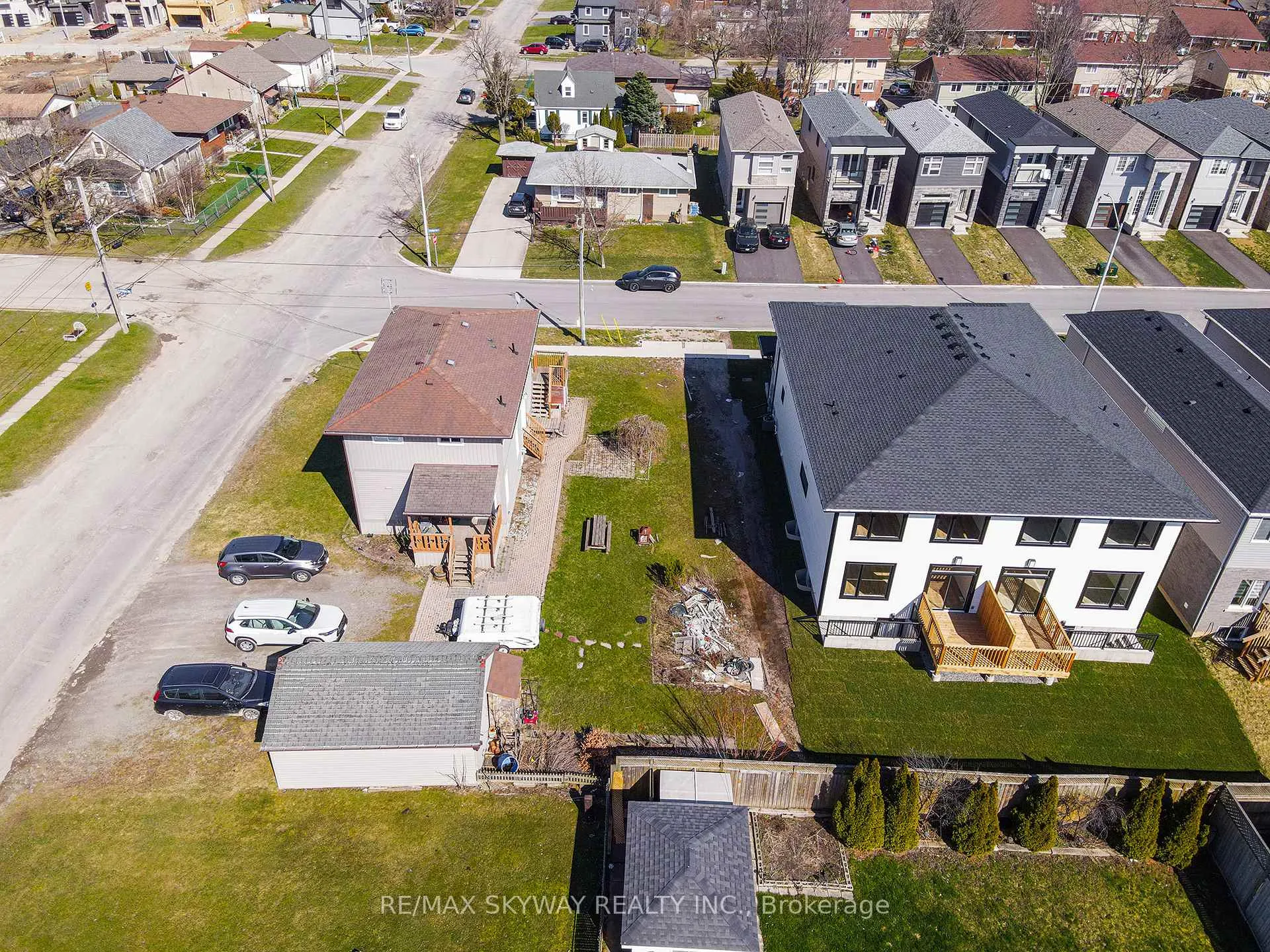 Photo 11 of 162 Louise Street, Welland, Lincoln/Crowland — HOMEH