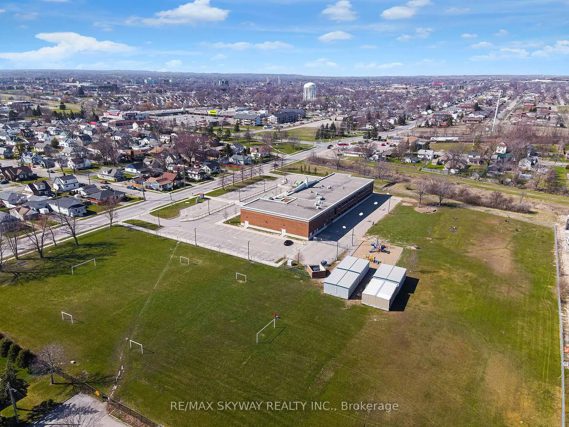 Photo 17 of 162 Louise Street, Welland, Lincoln/Crowland — HOMEH