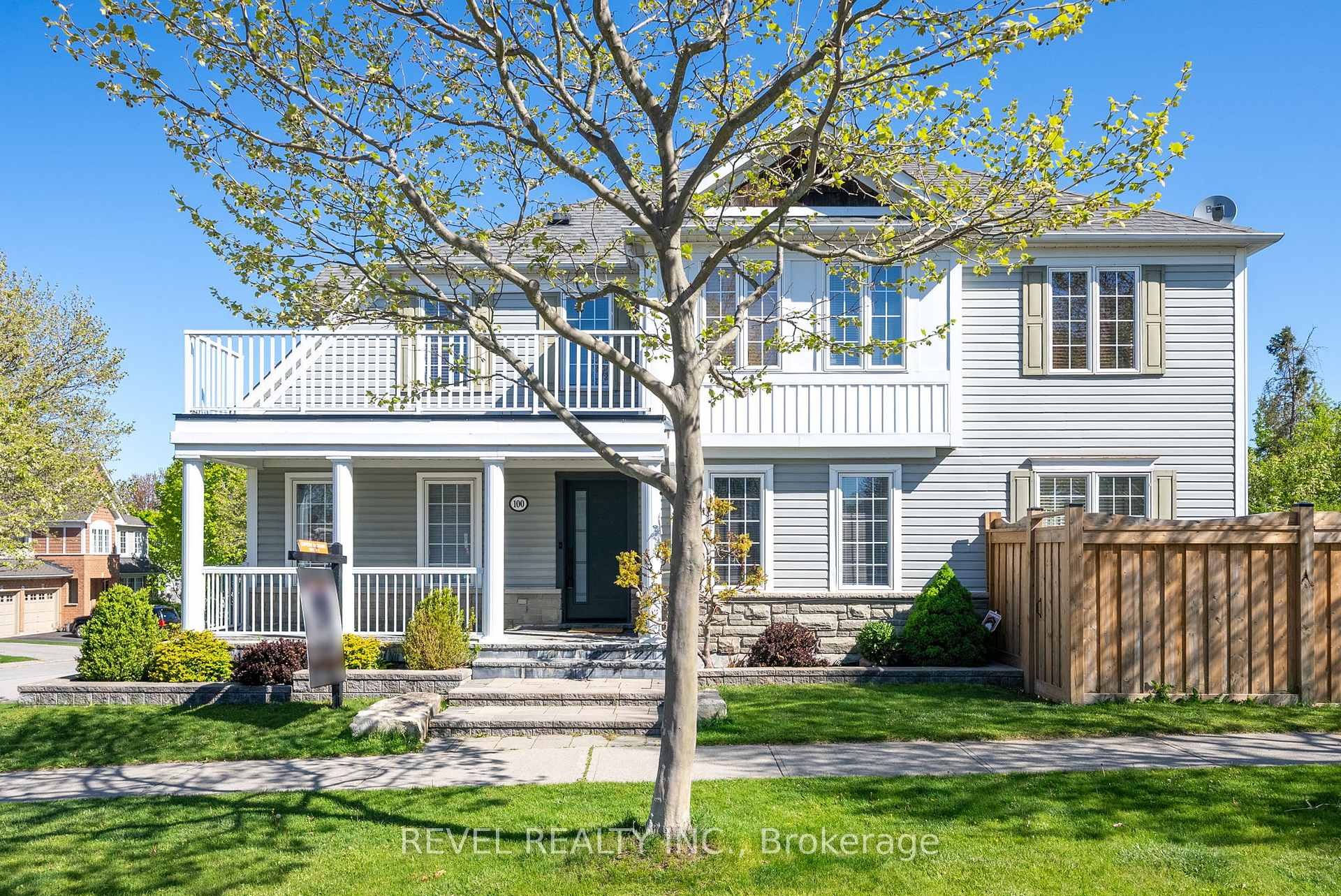 Photo 1 of 100 Ashbury Boulevard, Ajax, South East — HOMEH