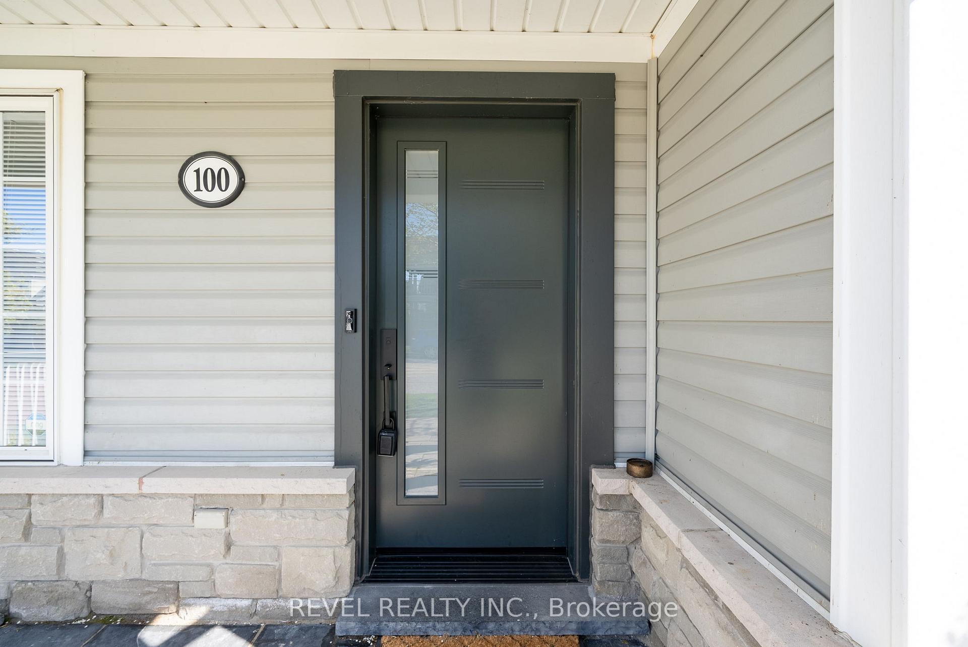 Photo 6 of 100 Ashbury Boulevard, Ajax, South East — HOMEH