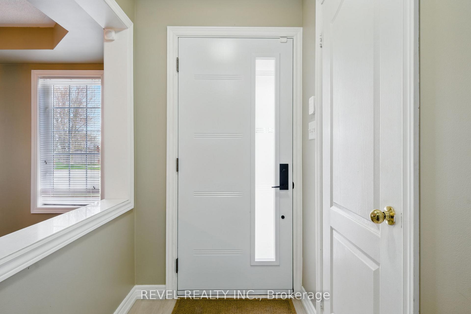 Photo 9 of 100 Ashbury Boulevard, Ajax, South East — HOMEH