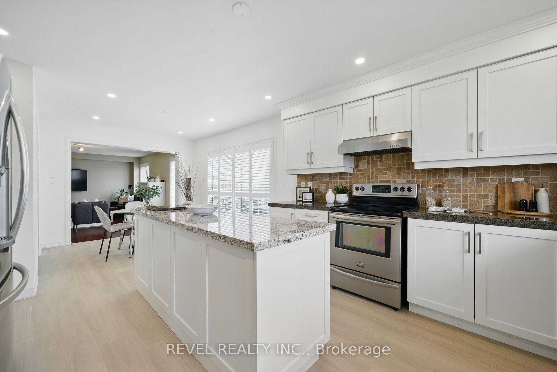 Photo 16 of 100 Ashbury Boulevard, Ajax, South East — HOMEH