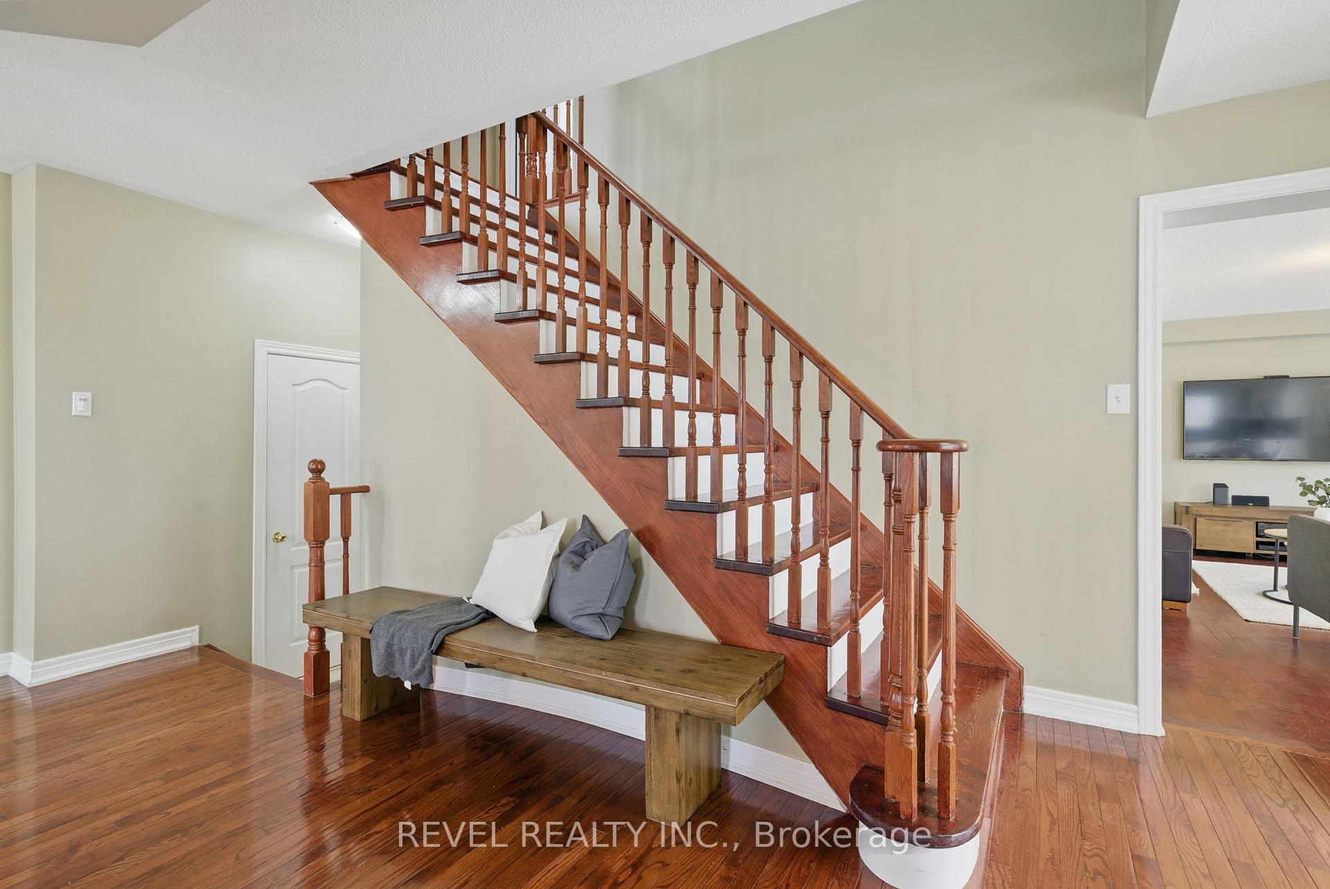 Photo 22 of 100 Ashbury Boulevard, Ajax, South East — HOMEH