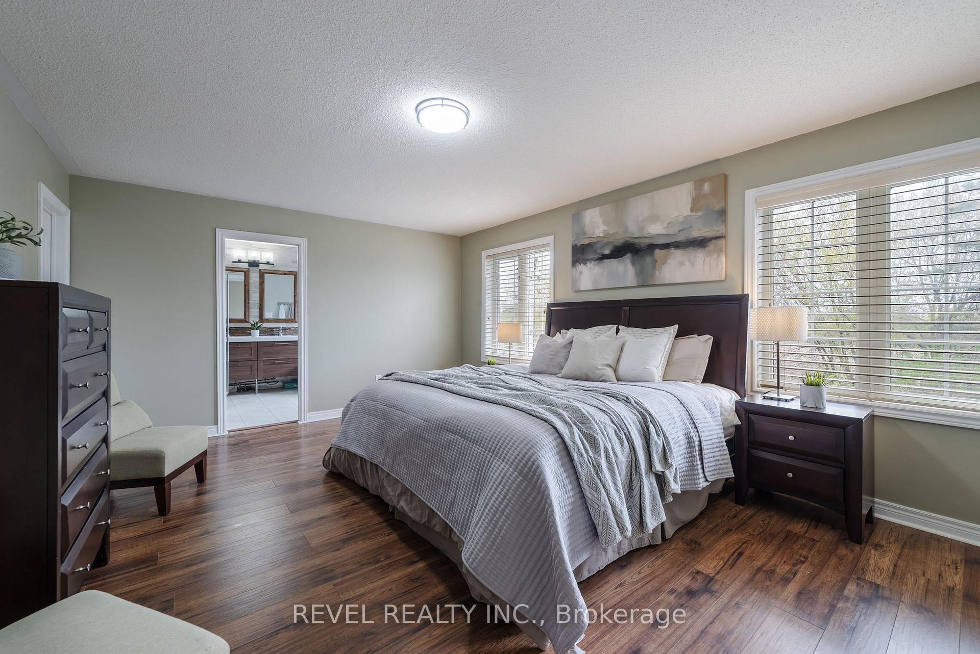 Photo 24 of 100 Ashbury Boulevard, Ajax, South East — HOMEH