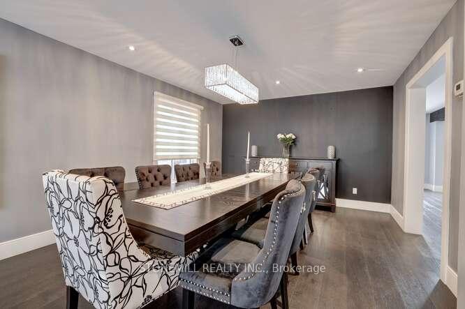 Photo 7 of 67 Largo Crescent, Vaughan, Maple — HOMEH