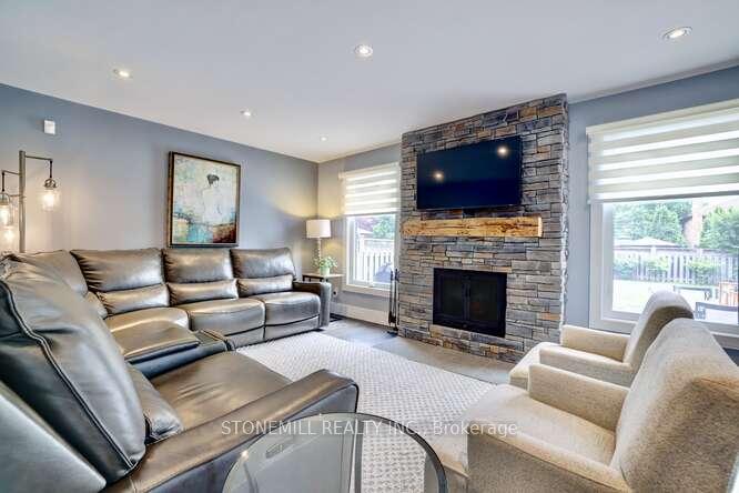 Photo 13 of 67 Largo Crescent, Vaughan, Maple — HOMEH