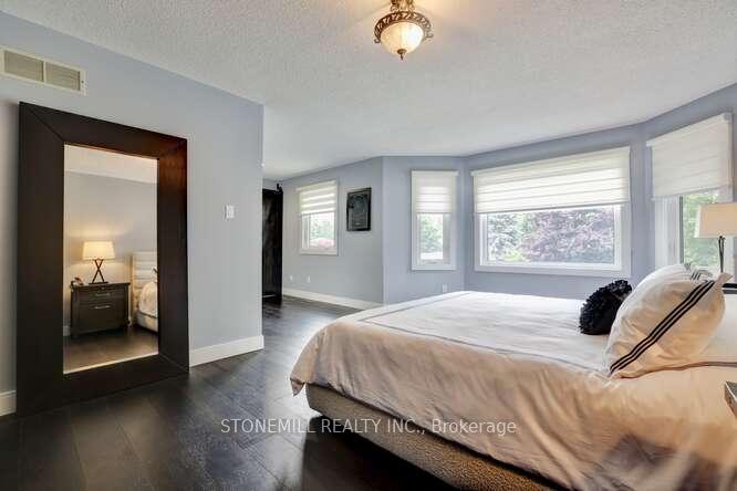 Photo 16 of 67 Largo Crescent, Vaughan, Maple — HOMEH