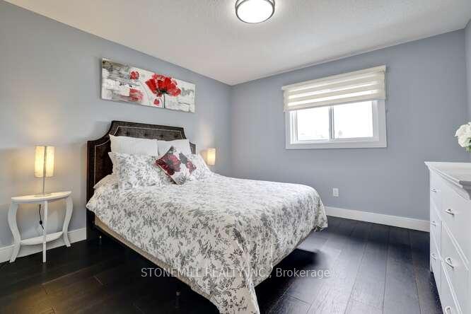 Photo 23 of 67 Largo Crescent, Vaughan, Maple — HOMEH