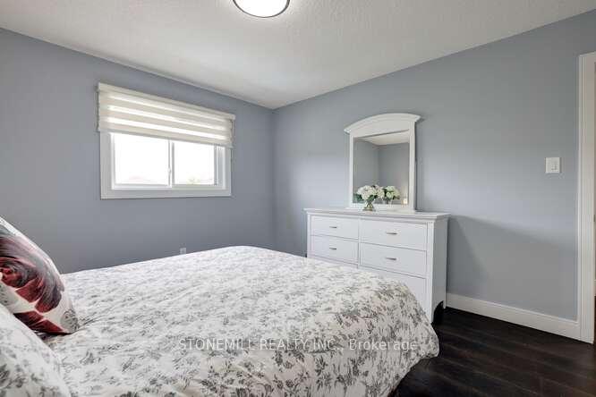 Photo 24 of 67 Largo Crescent, Vaughan, Maple — HOMEH