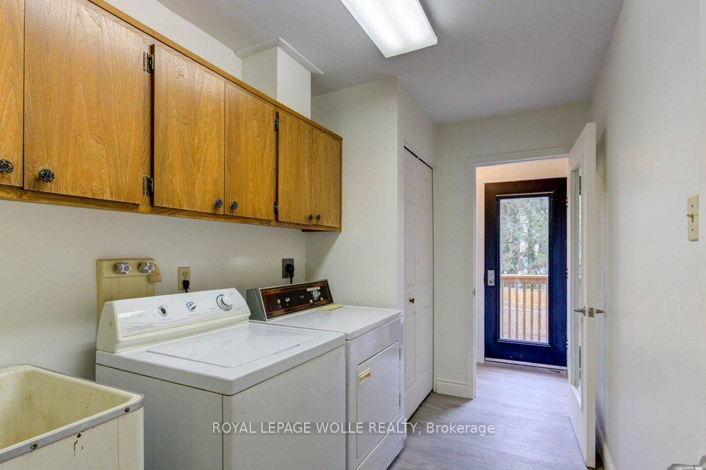 Photo 11 of 395 Westridge Drive, Waterloo — HOMEH