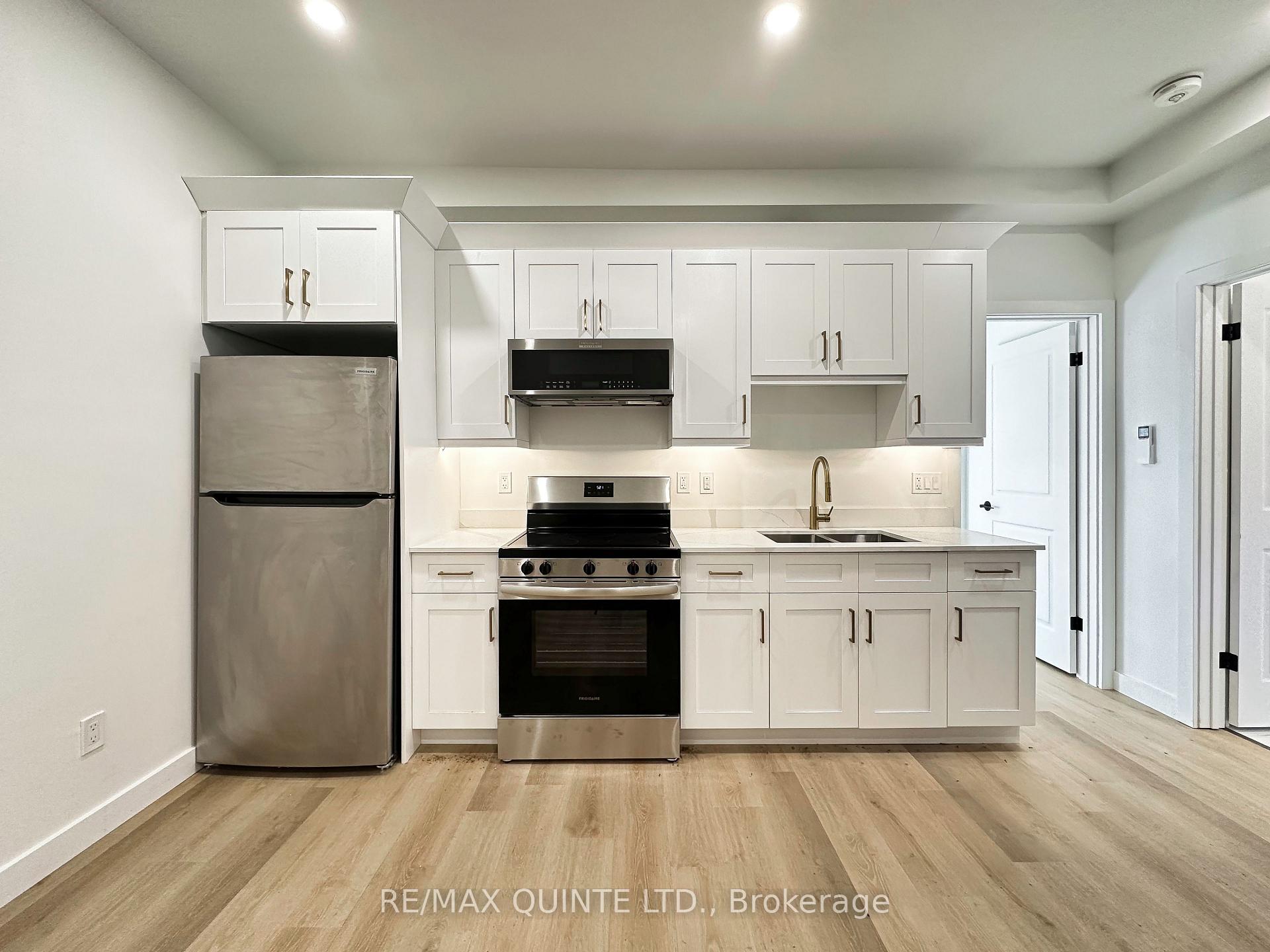 Photo 10 of Unit 2, 256 Coleman Street, Belleville, Belleville Ward — HOMEH