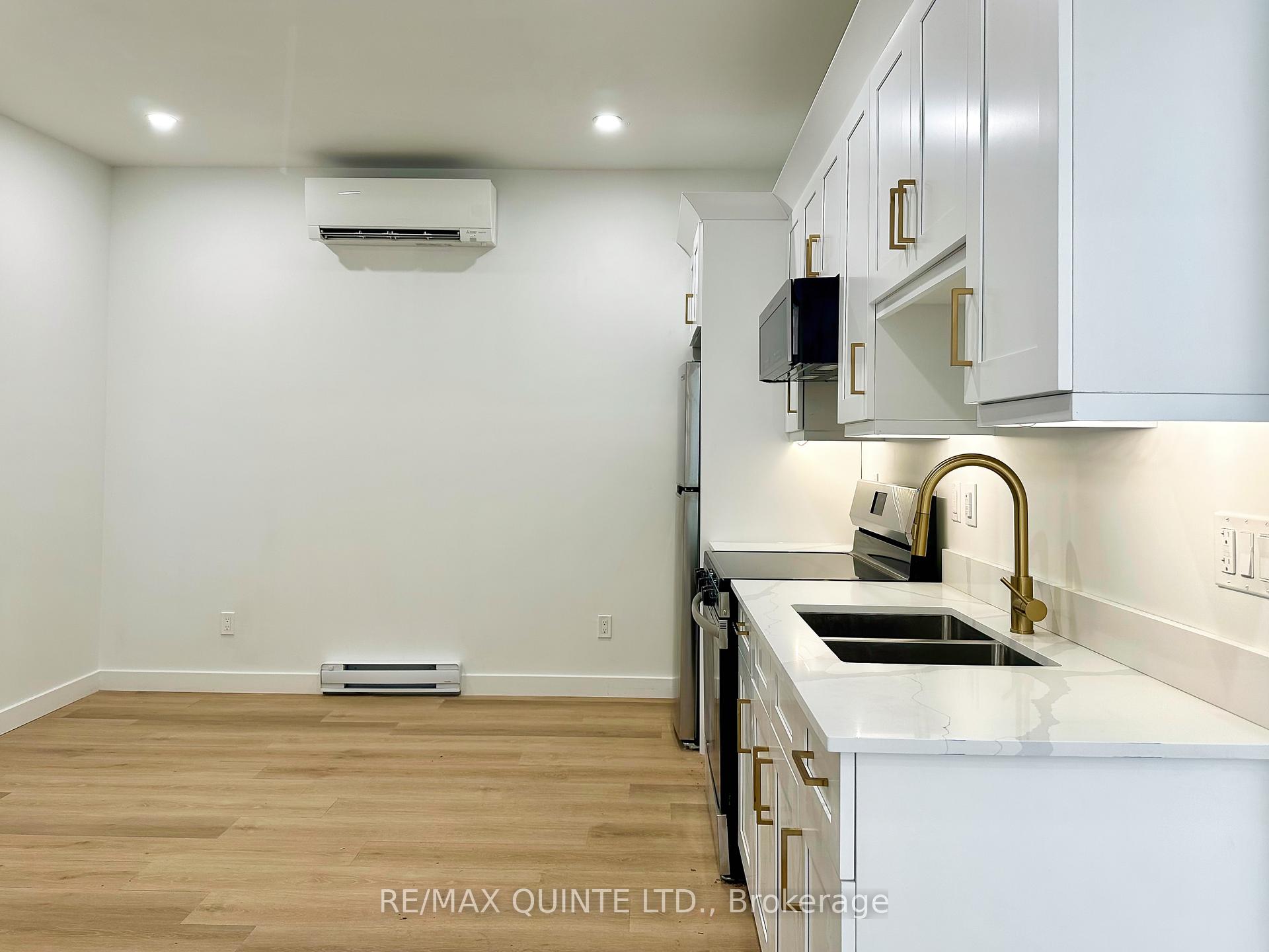 Photo 9 of Unit 2, 256 Coleman Street, Belleville, Belleville Ward — HOMEH
