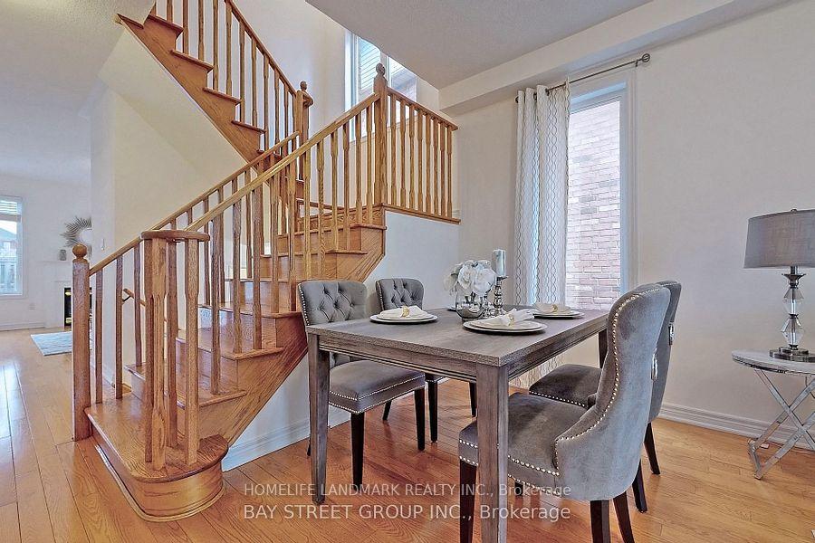 Photo 6 of 70 Goldenwood Crescent, Markham, Greensborough — HOMEH