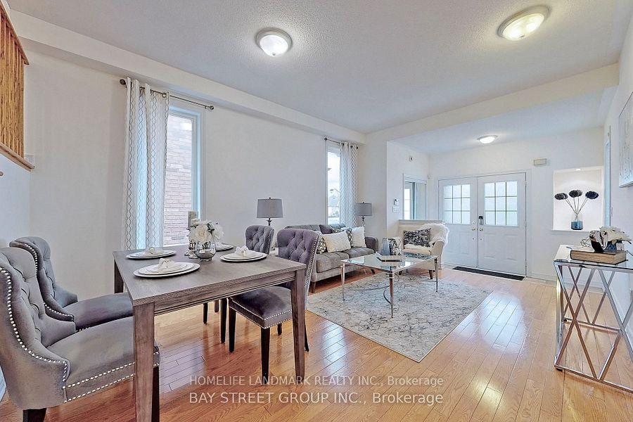 Photo 7 of 70 Goldenwood Crescent, Markham, Greensborough — HOMEH