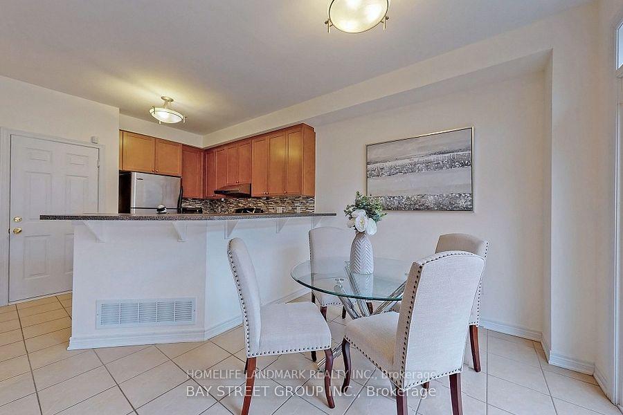 Photo 12 of 70 Goldenwood Crescent, Markham, Greensborough — HOMEH