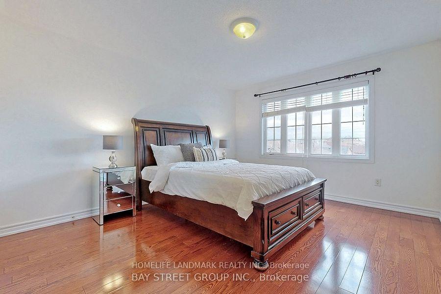 Photo 17 of 70 Goldenwood Crescent, Markham, Greensborough — HOMEH