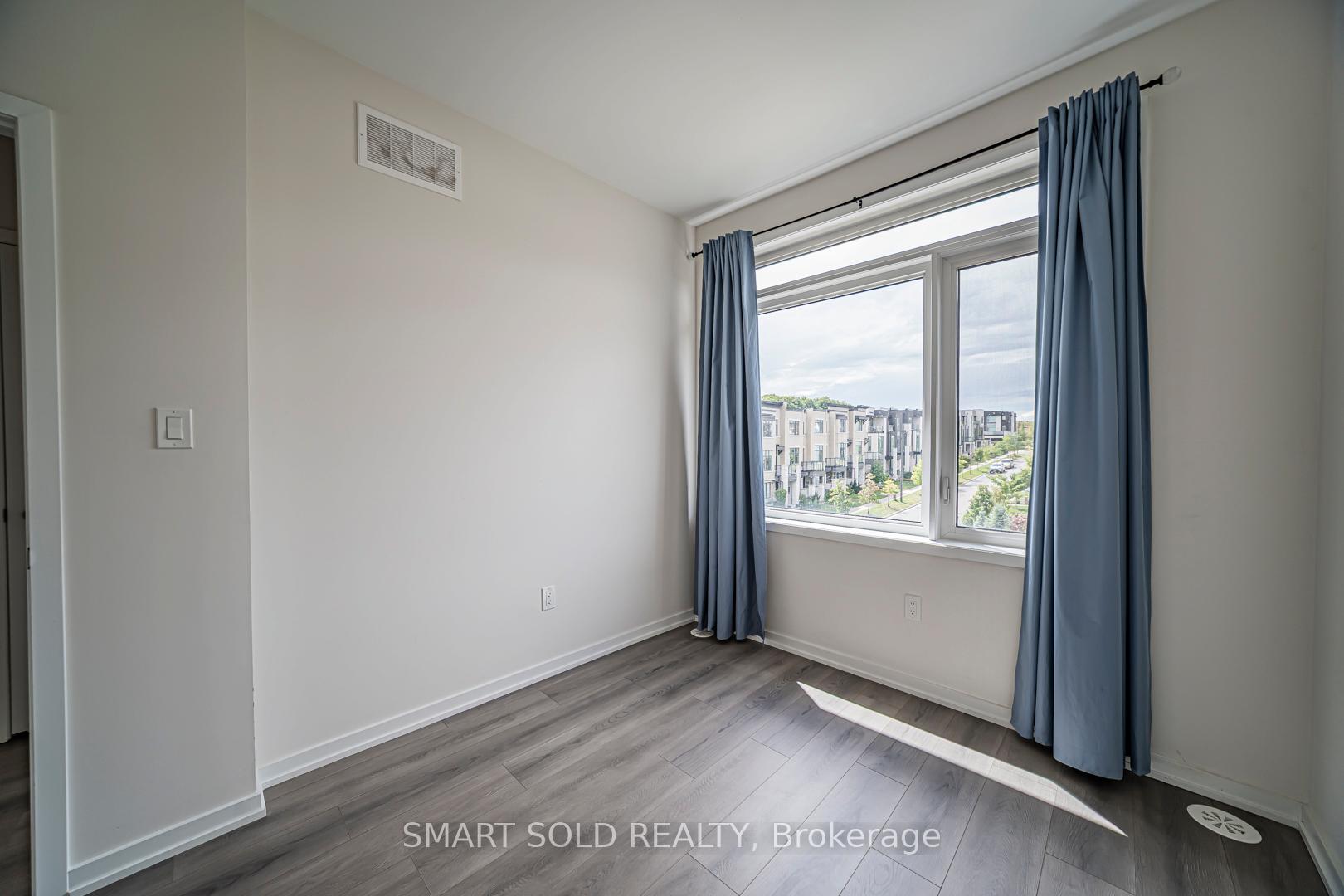 Photo 27 of 107 Crimson Forest Drive, Vaughan, Patterson — HOMEH