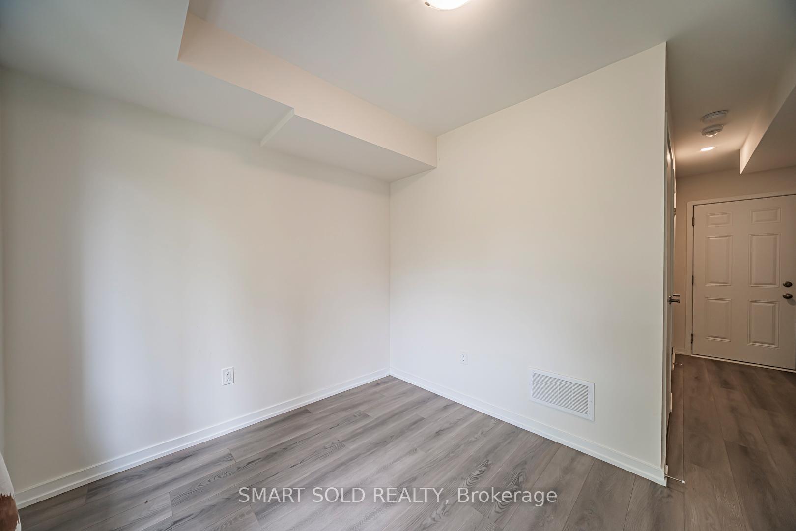 Photo 32 of 107 Crimson Forest Drive, Vaughan, Patterson — HOMEH