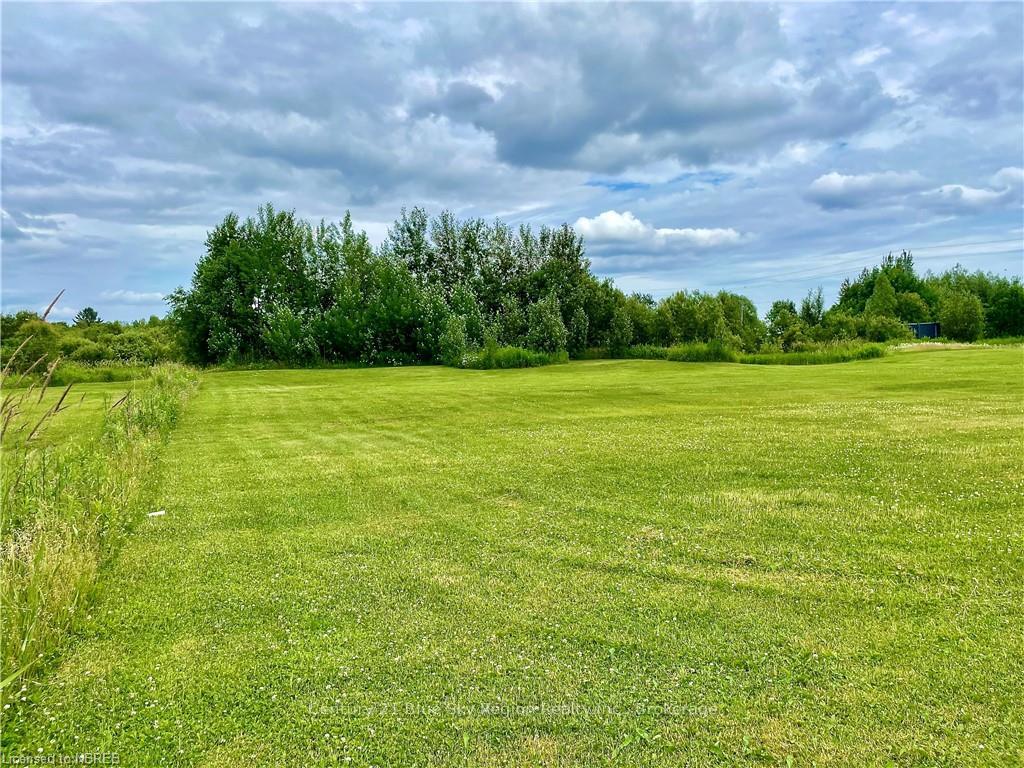 Photo 5 of 577 Quesnel Road, West Nipissing, Sturgeon Falls — HOMEH