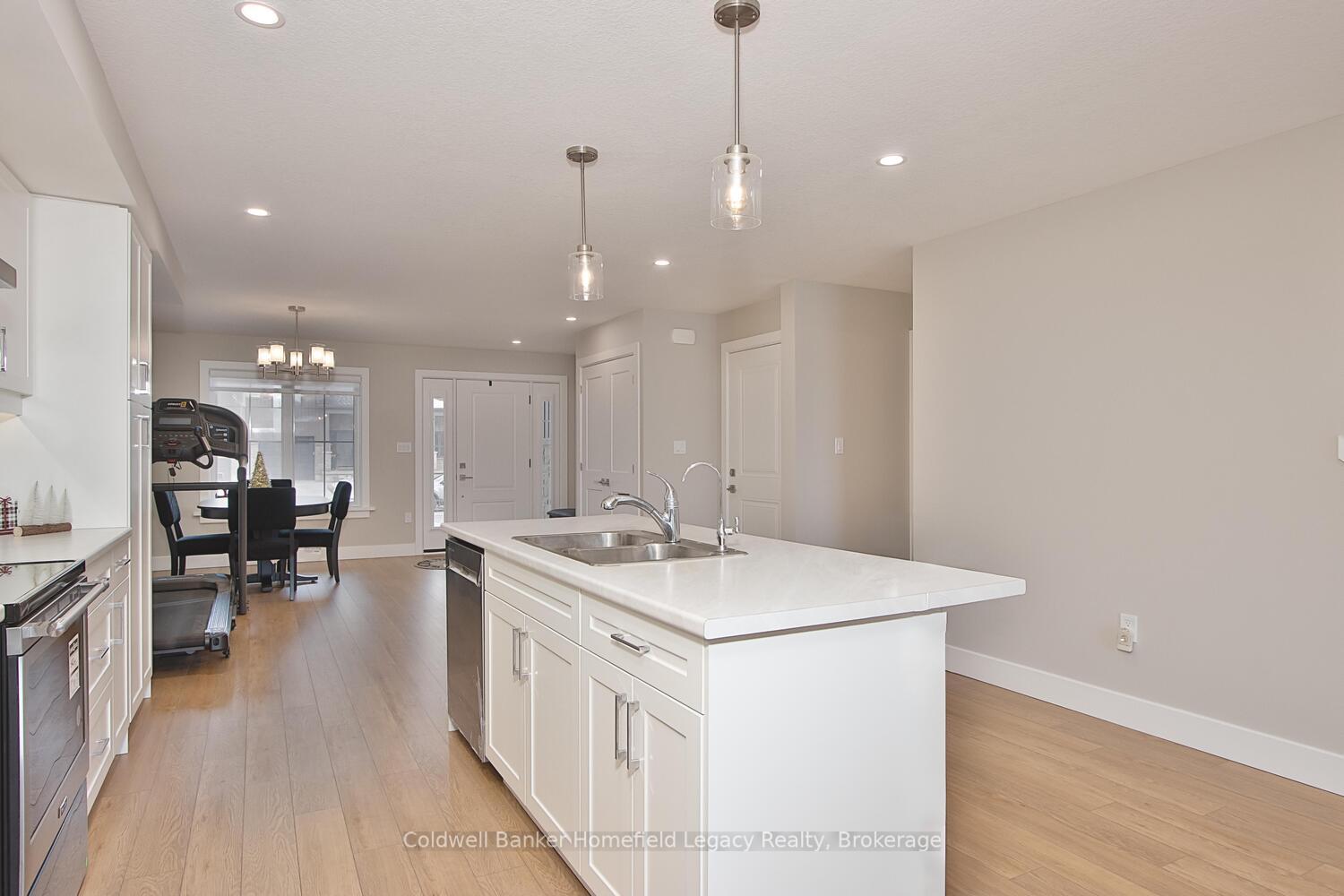 Photo 11 of Unit C, 224 Thames Avenue, West Perth, Mitchell — HOMEH