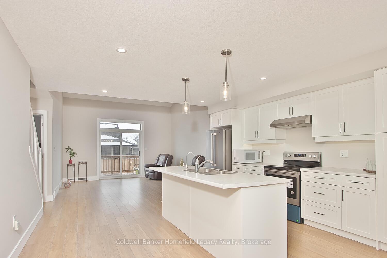 Photo 12 of Unit C, 224 Thames Avenue, West Perth, Mitchell — HOMEH