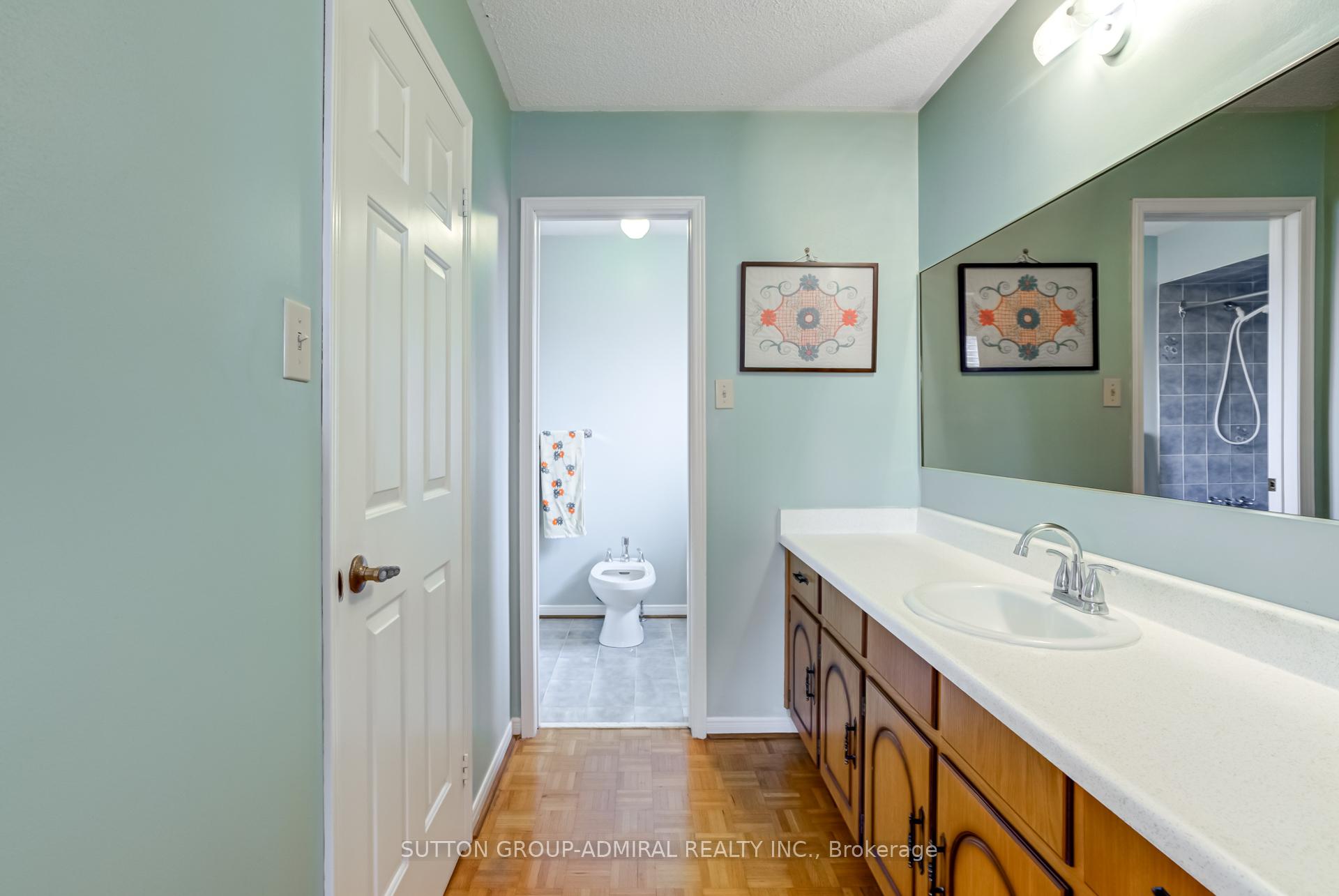 Photo 19 of 393 Aberdeen Avenue, Vaughan, East Woodbridge — HOMEH
