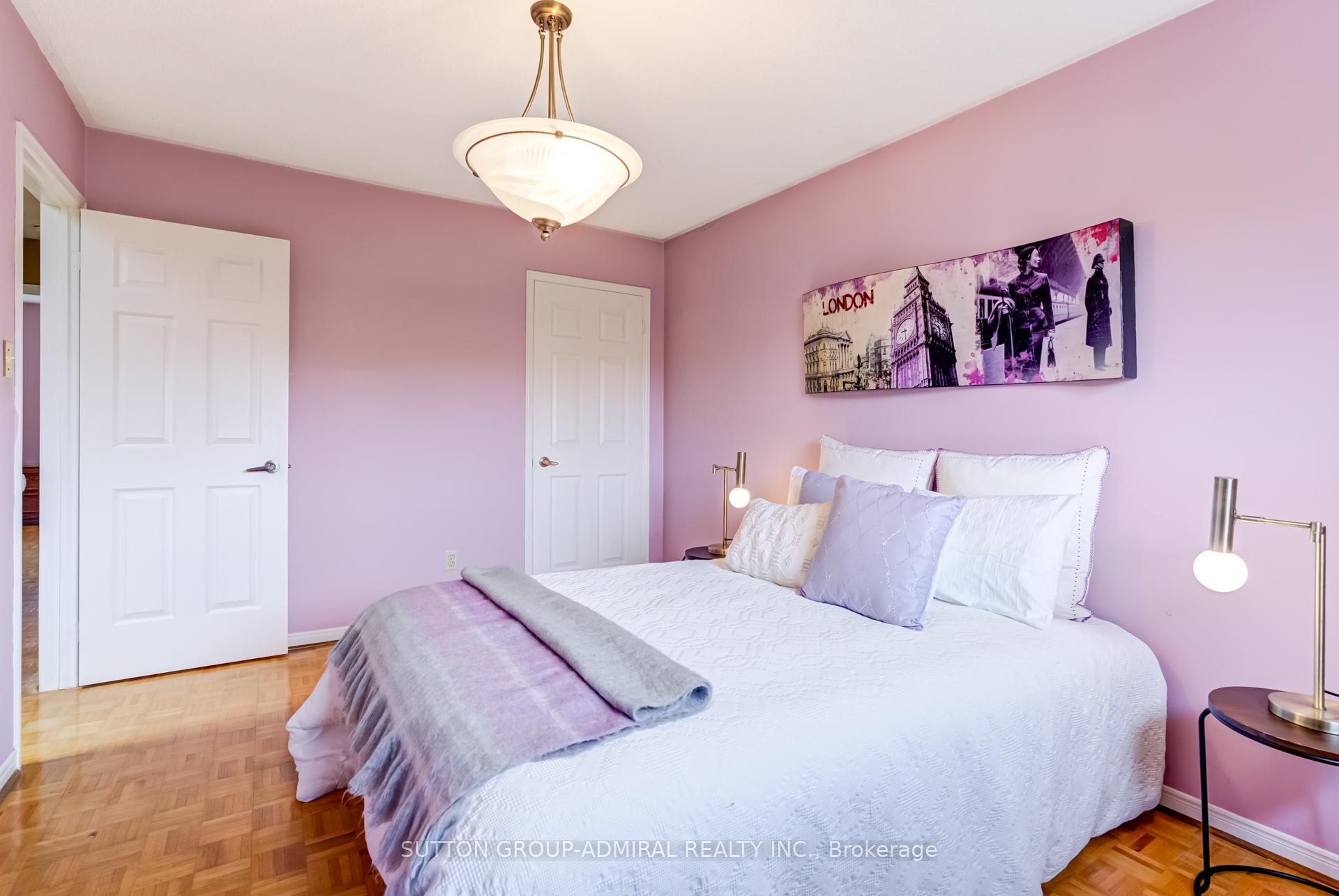 Photo 24 of 393 Aberdeen Avenue, Vaughan, East Woodbridge — HOMEH