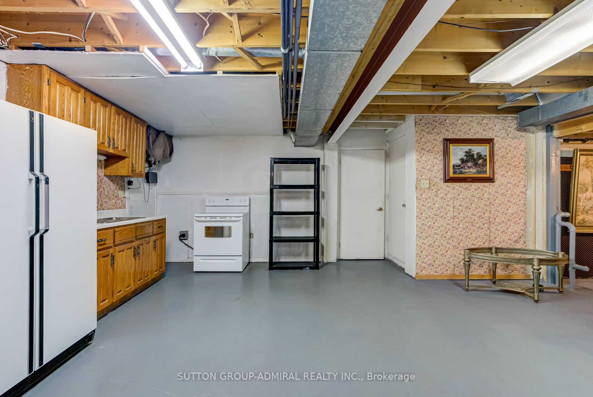 Photo 27 of 393 Aberdeen Avenue, Vaughan, East Woodbridge — HOMEH