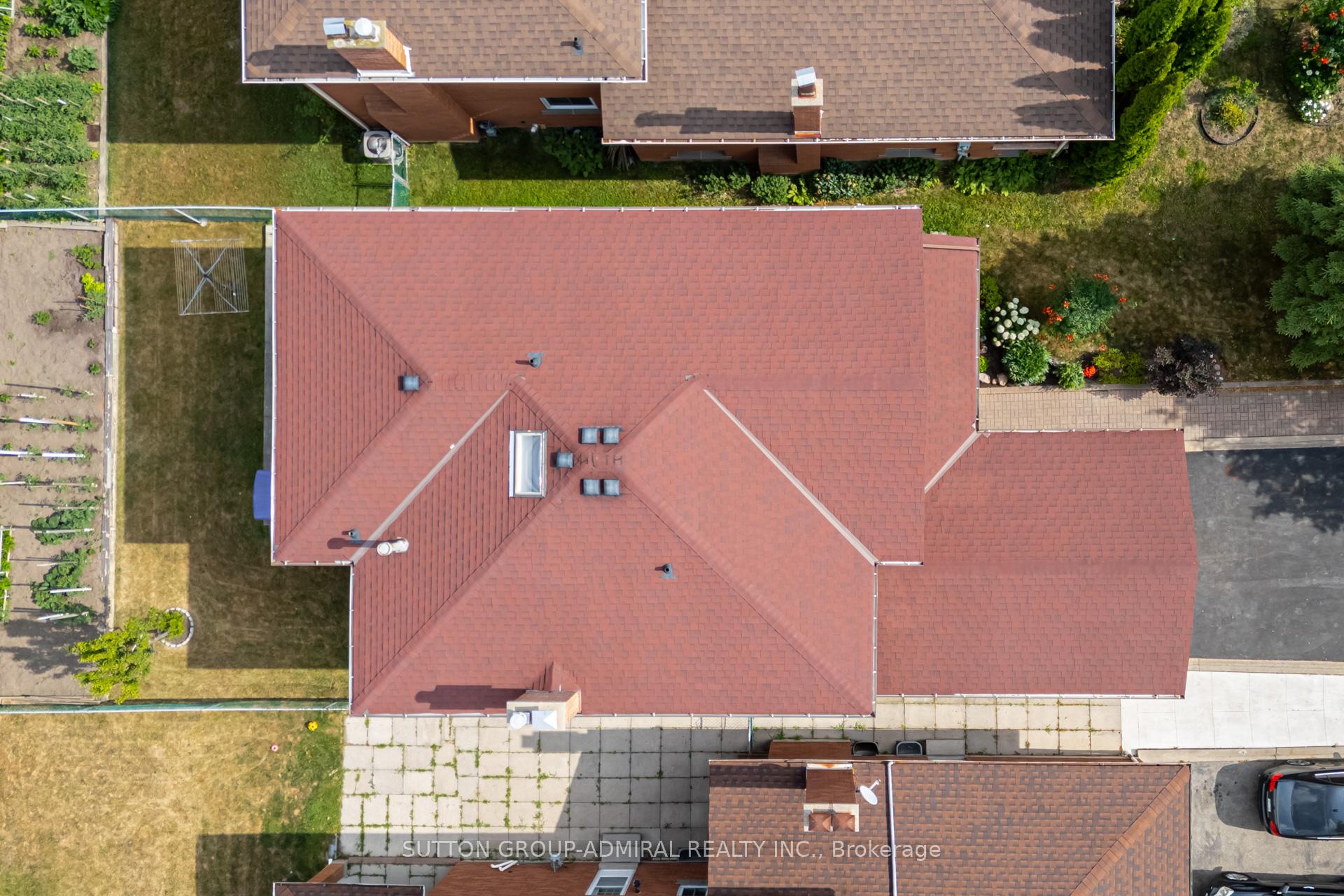 Photo 34 of 393 Aberdeen Avenue, Vaughan, East Woodbridge — HOMEH