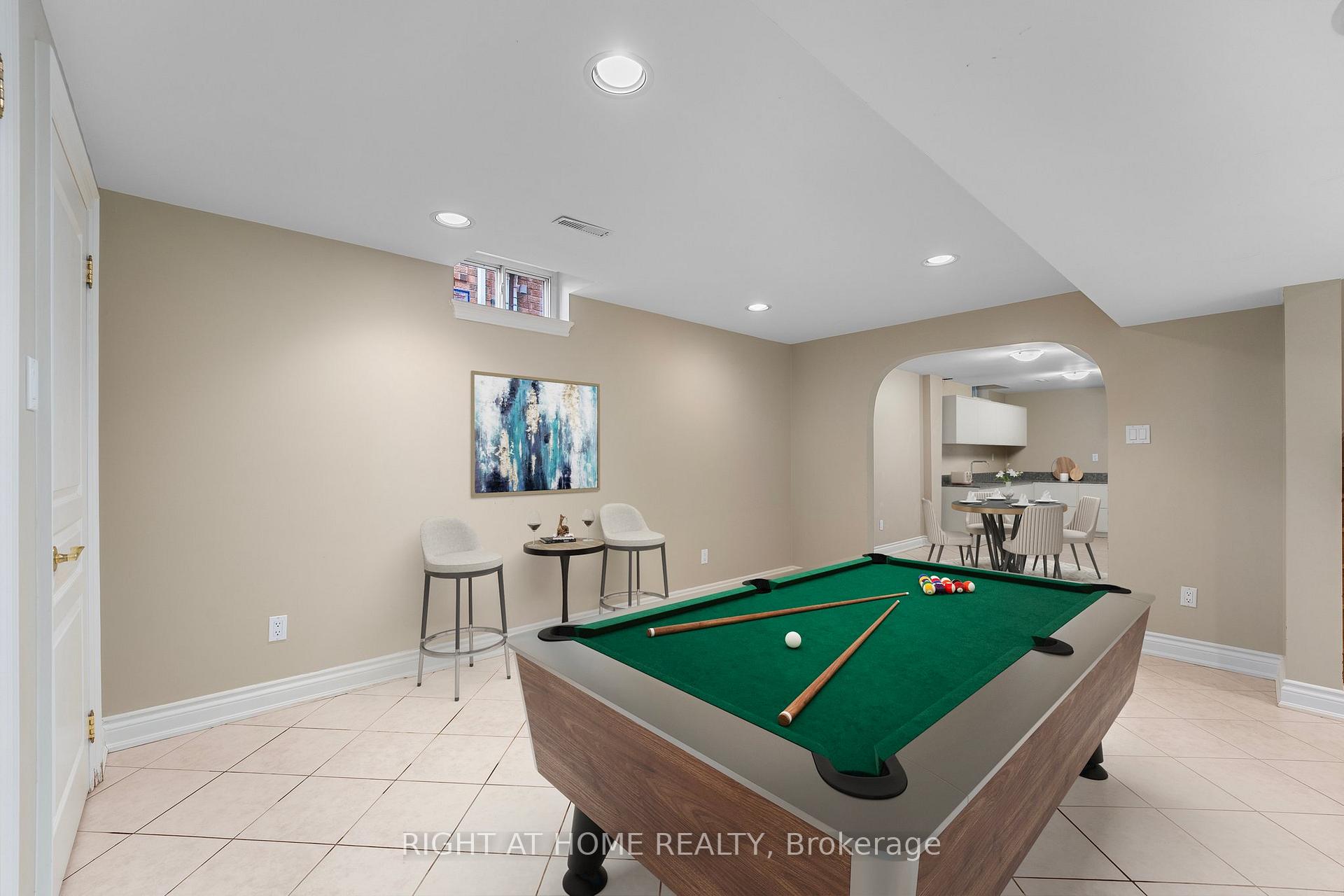 Photo 18 of 52 Spring Town Road, Vaughan, East Woodbridge — HOMEH