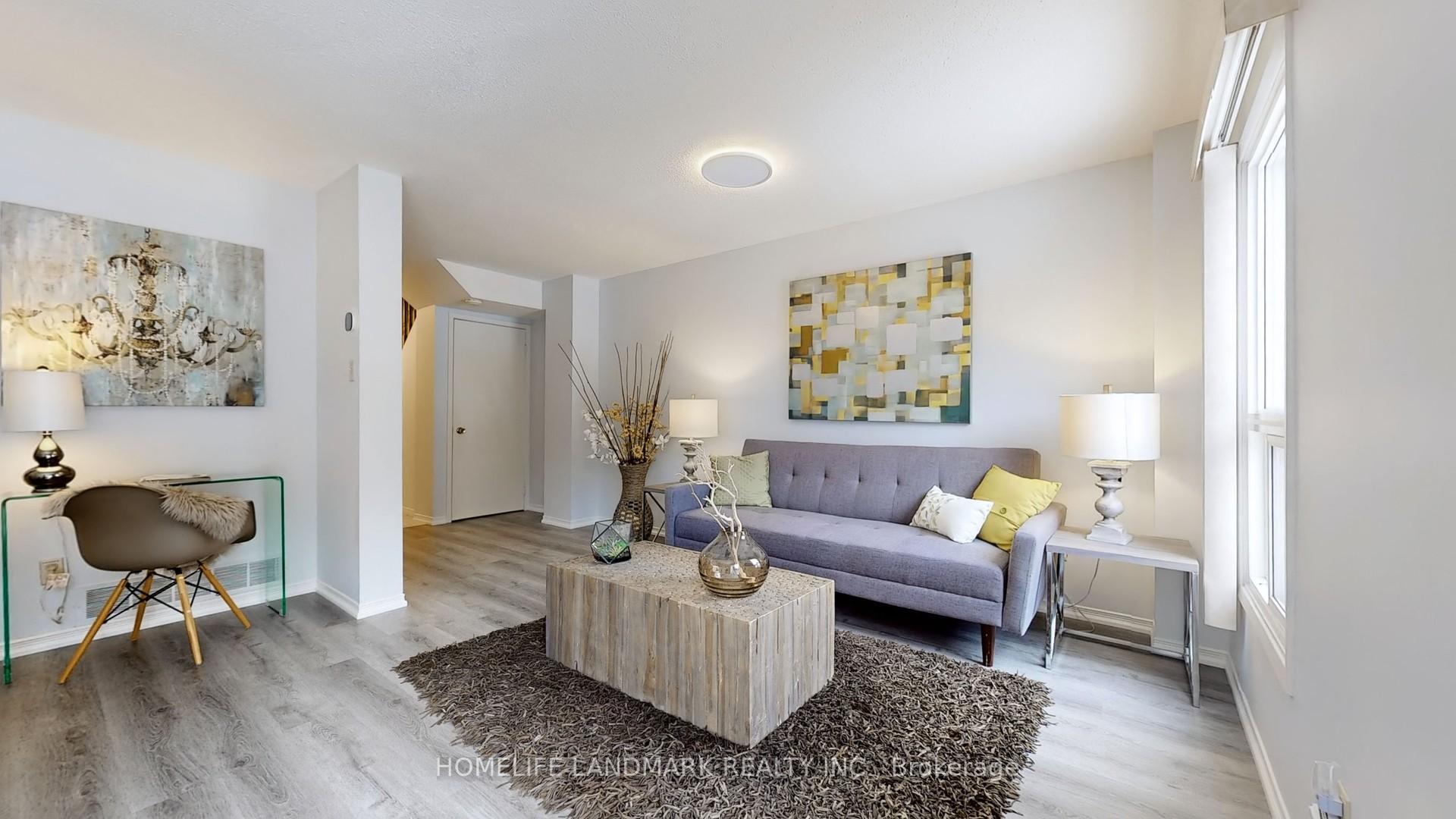 Photo 3 of 16 James Edward Drive, Markham, Middlefield — HOMEH