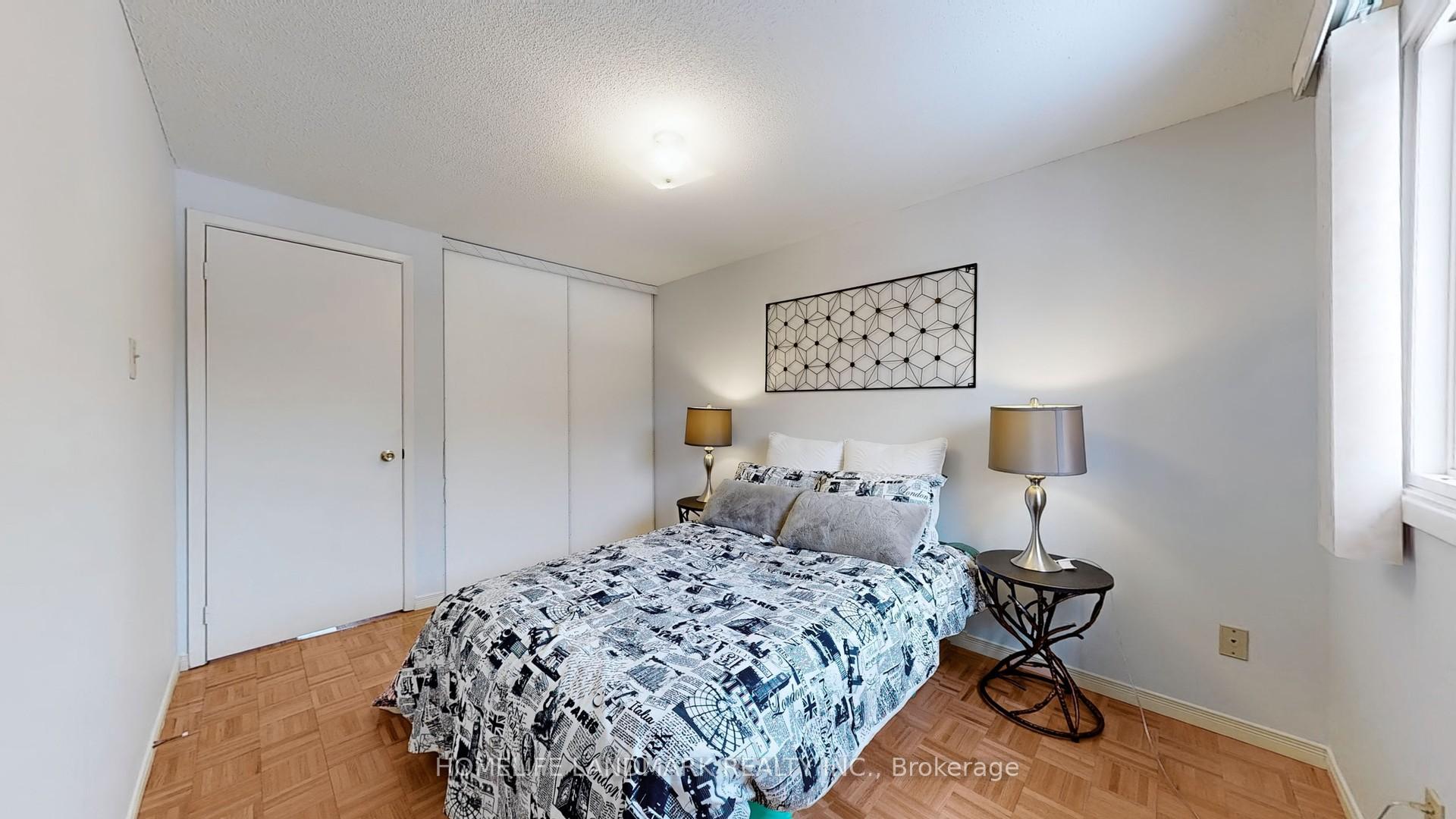 Photo 11 of 16 James Edward Drive, Markham, Middlefield — HOMEH