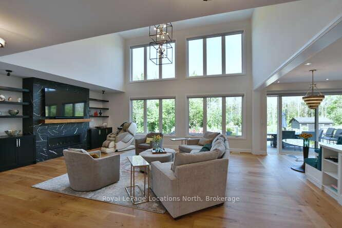 Photo 13 of 128 Springside Crescent, Blue Mountains — HOMEH