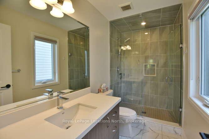 Photo 40 of 128 Springside Crescent, Blue Mountains — HOMEH
