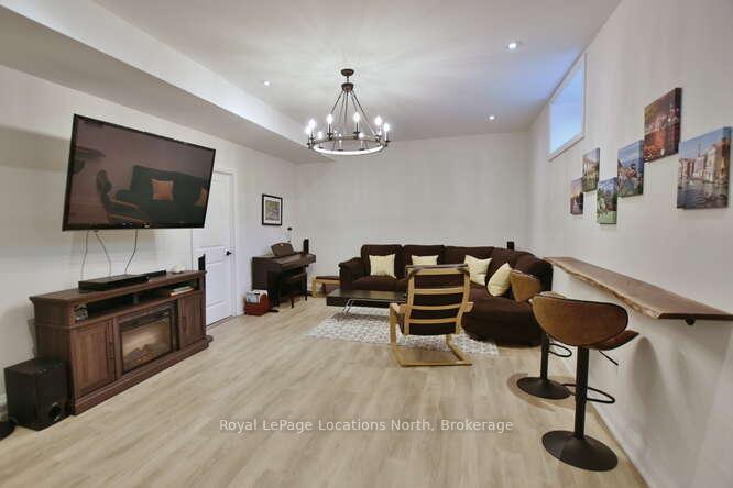 Photo 43 of 128 Springside Crescent, Blue Mountains — HOMEH