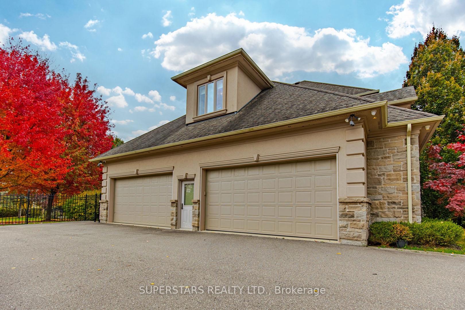 Photo 2 of 24 Glenbourne Park Drive, Markham, Devil's Elbow — HOMEH