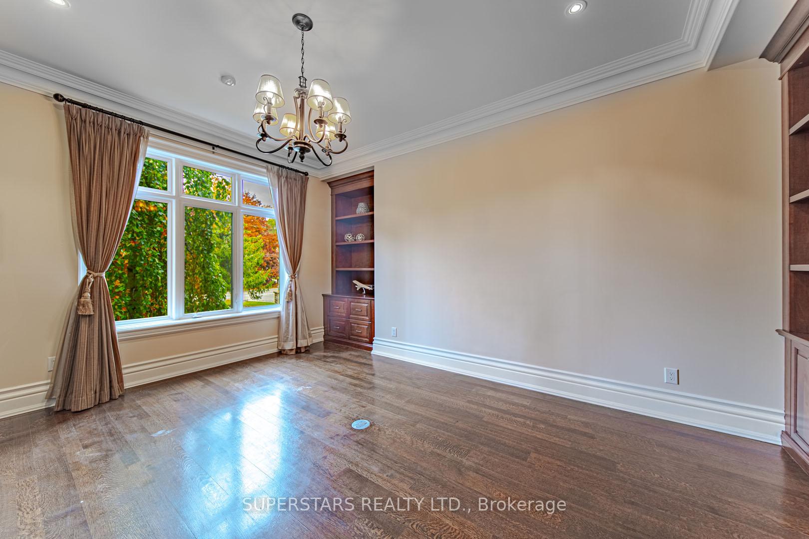 Photo 15 of 24 Glenbourne Park Drive, Markham, Devil's Elbow — HOMEH