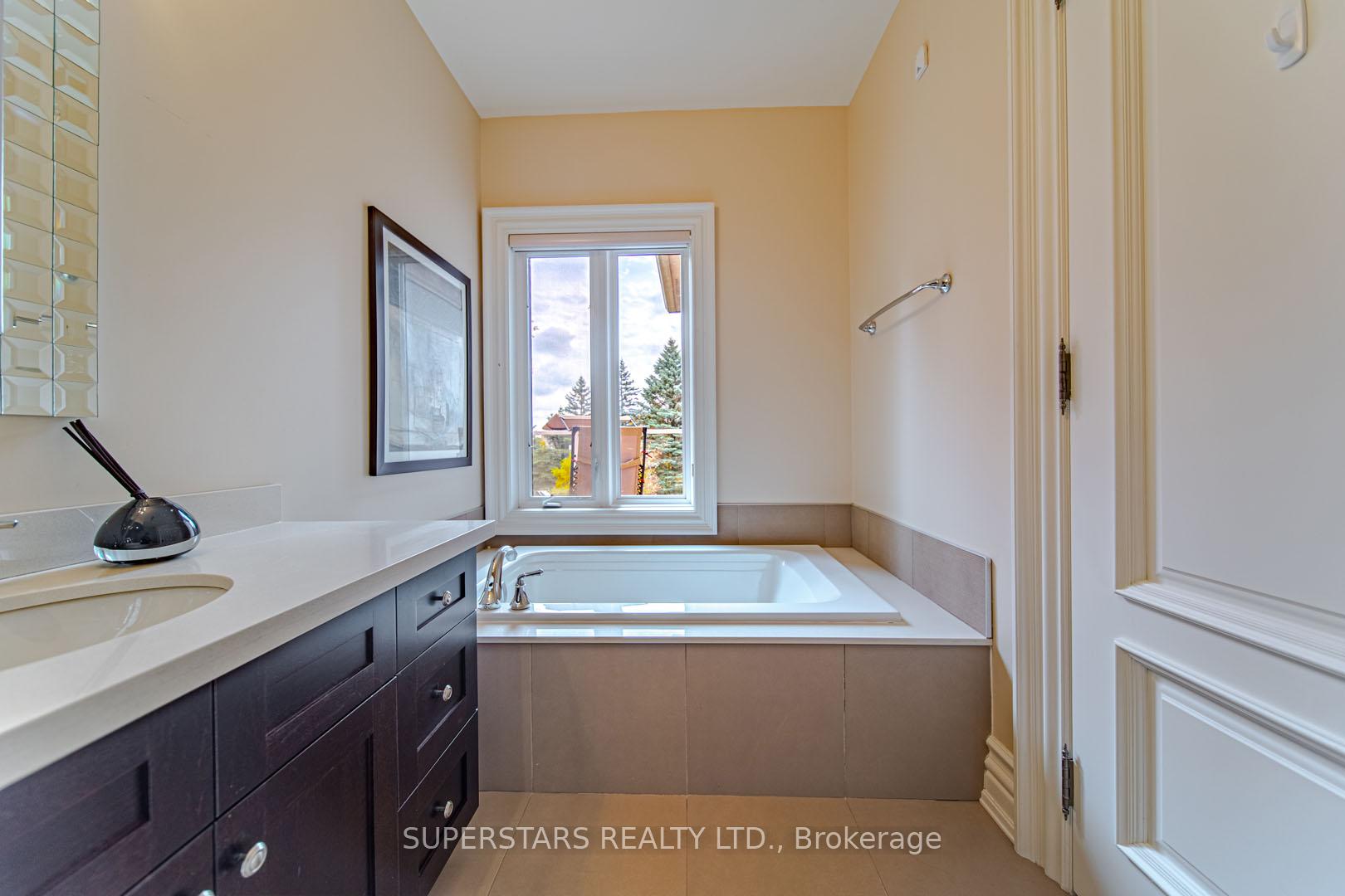Photo 27 of 24 Glenbourne Park Drive, Markham, Devil's Elbow — HOMEH