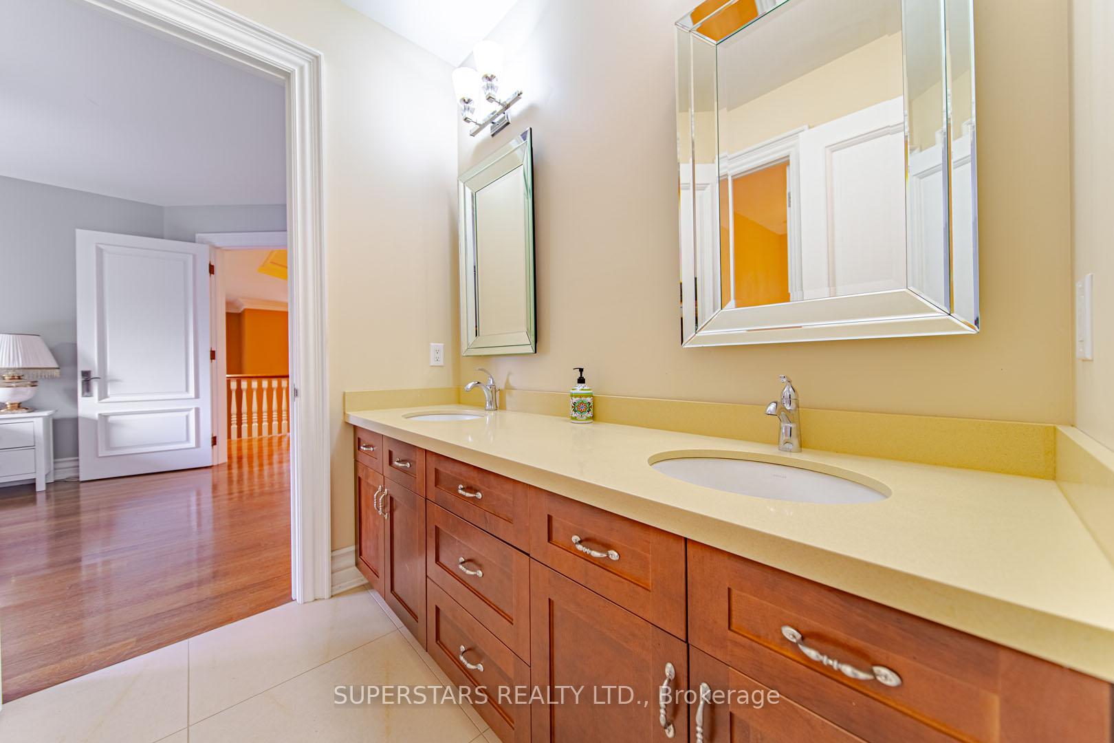 Photo 30 of 24 Glenbourne Park Drive, Markham, Devil's Elbow — HOMEH
