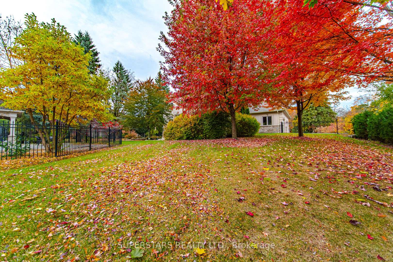 Photo 40 of 24 Glenbourne Park Drive, Markham, Devil's Elbow — HOMEH