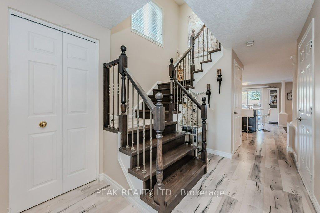 Photo 4 of 916 Atlantic Boulevard, Waterloo — HOMEH