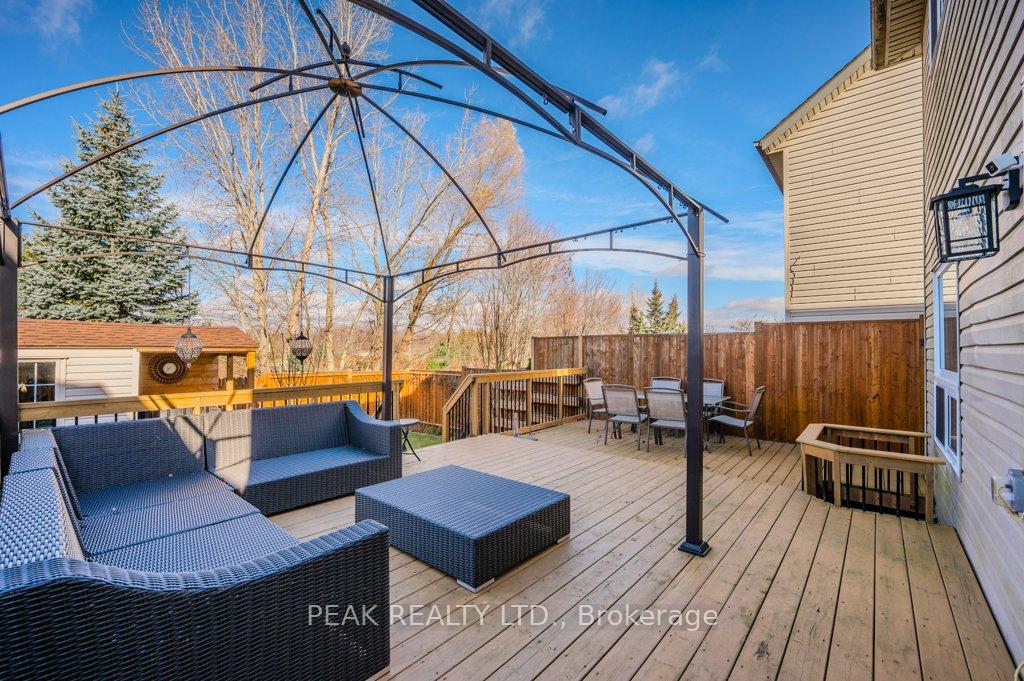 Photo 30 of 916 Atlantic Boulevard, Waterloo — HOMEH