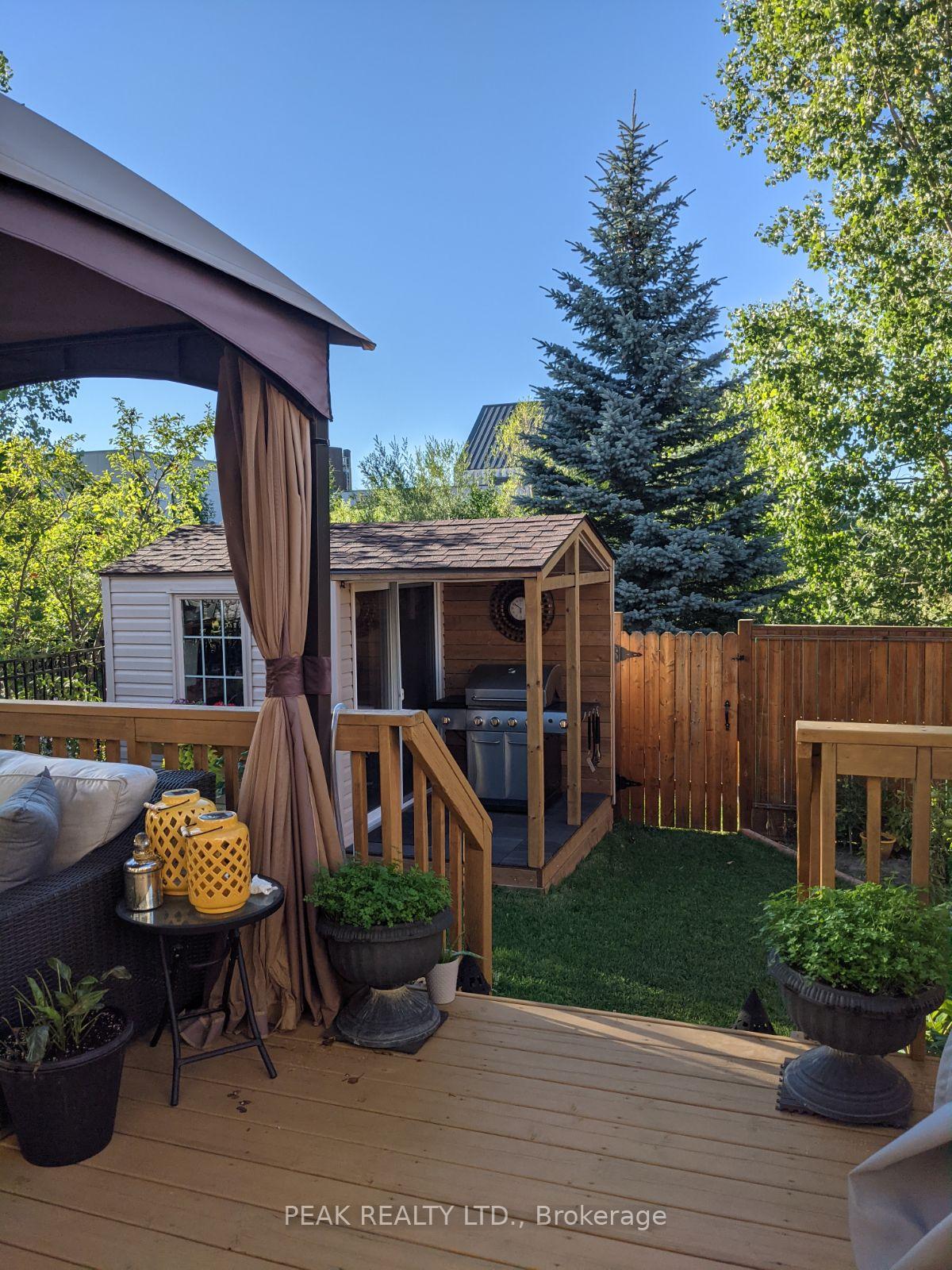 Photo 38 of 916 Atlantic Boulevard, Waterloo — HOMEH
