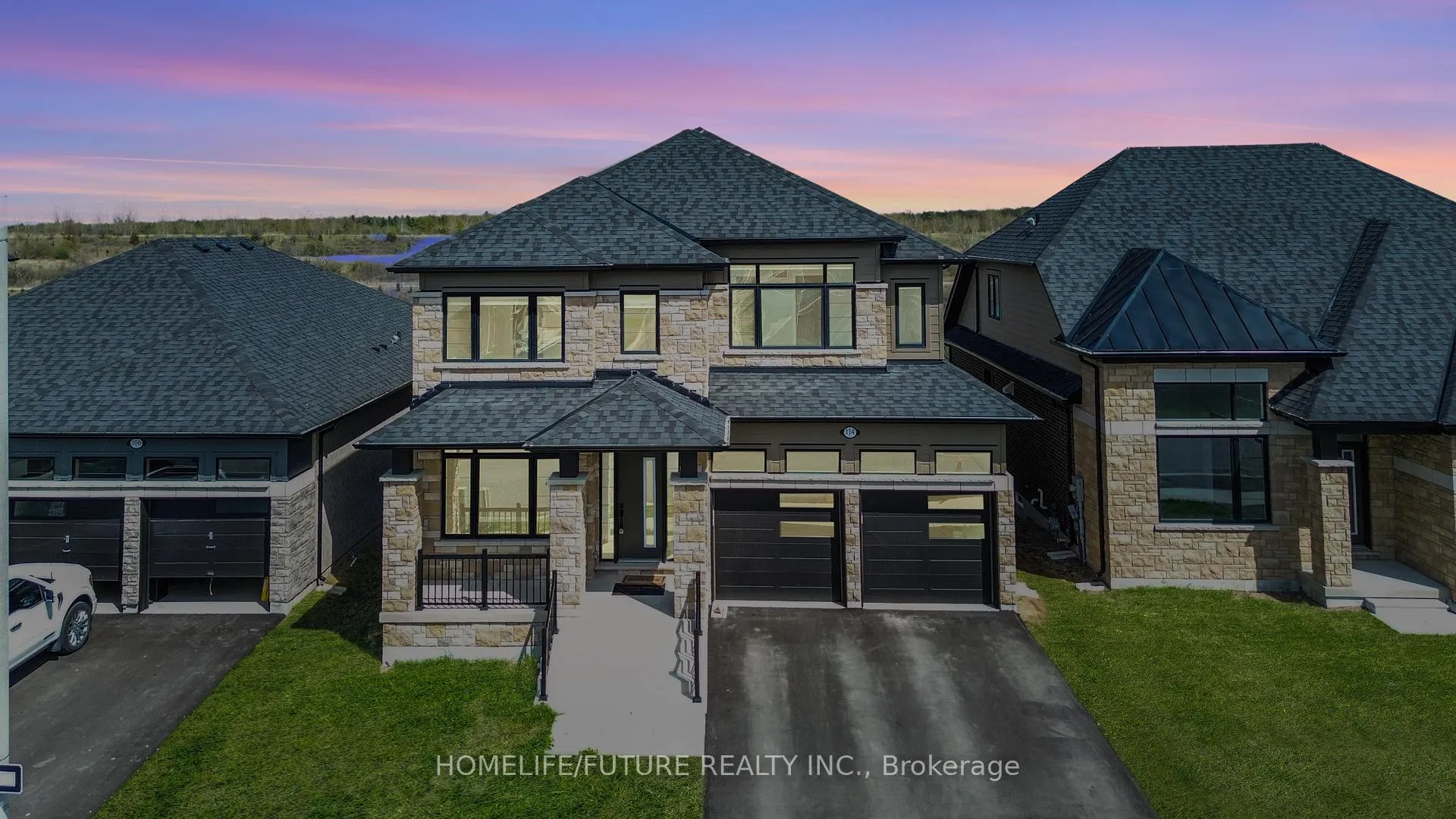 Front of 114 Shoreview Drive