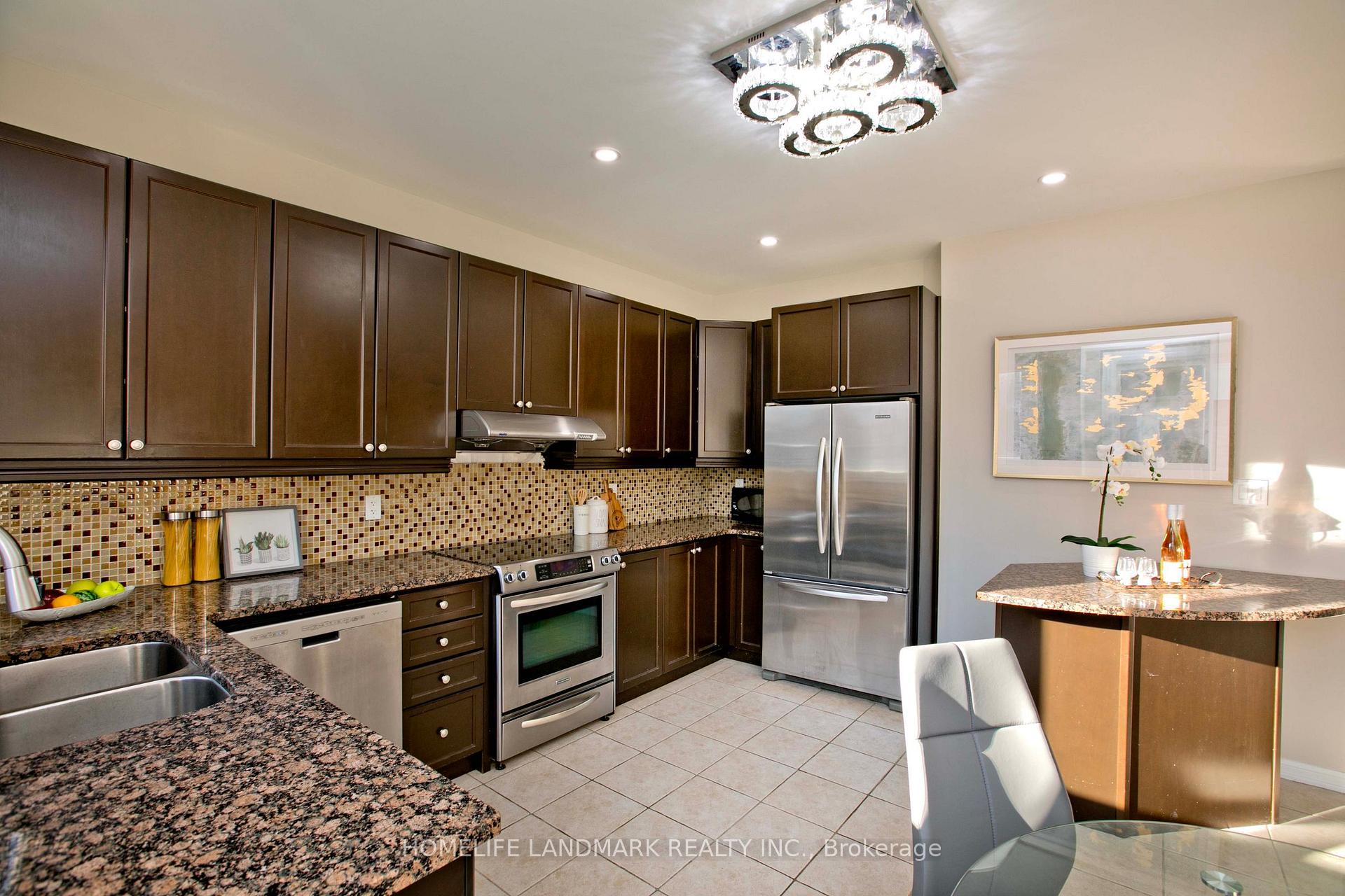 Photo 10 of 91 James Parrott Avenue, Markham, Wismer — HOMEH