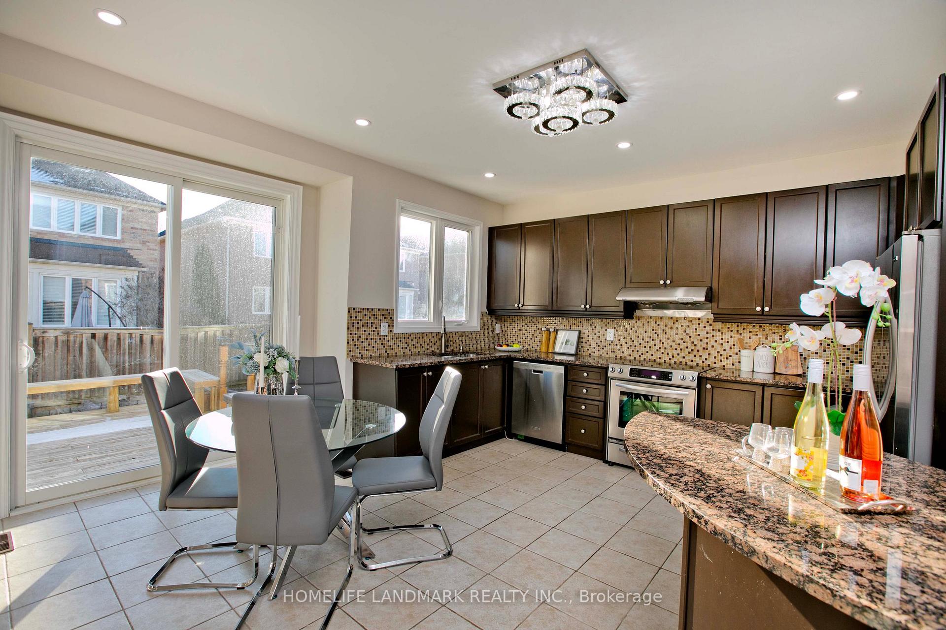 Photo 11 of 91 James Parrott Avenue, Markham, Wismer — HOMEH