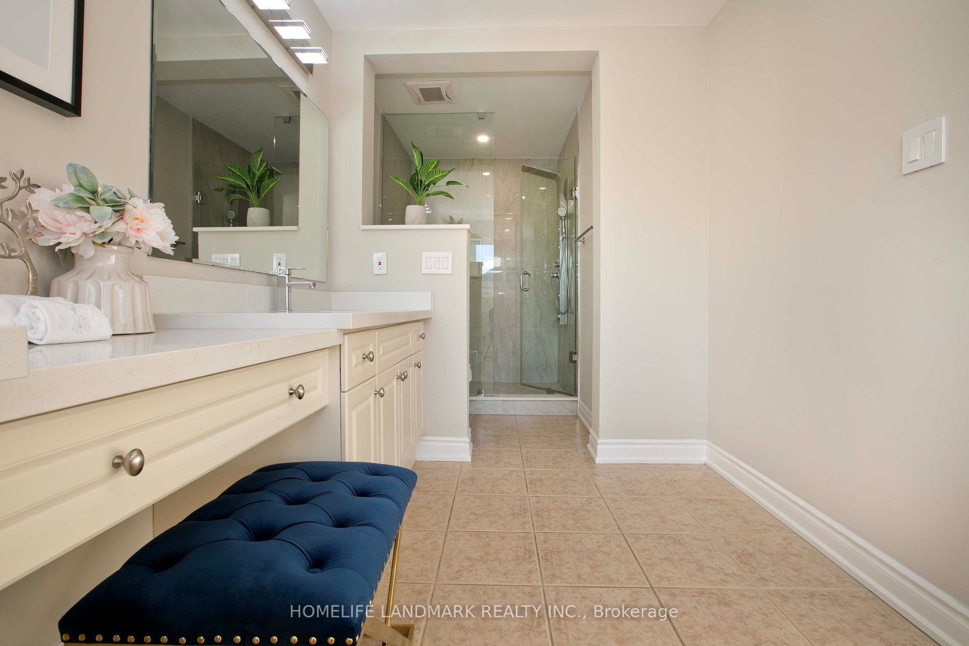 Photo 14 of 91 James Parrott Avenue, Markham, Wismer — HOMEH